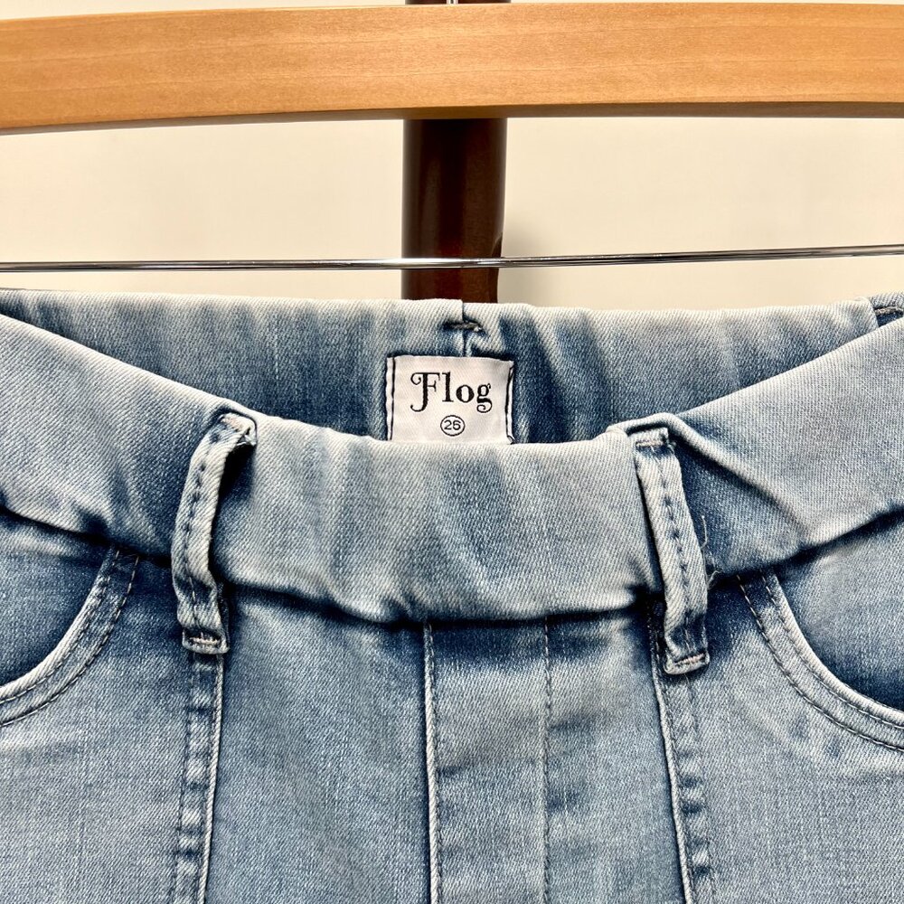 Bevy Flog - Rose Cargo Light Denim Size 25 *Altered to 29"* - Blue - Picture 2 of 6